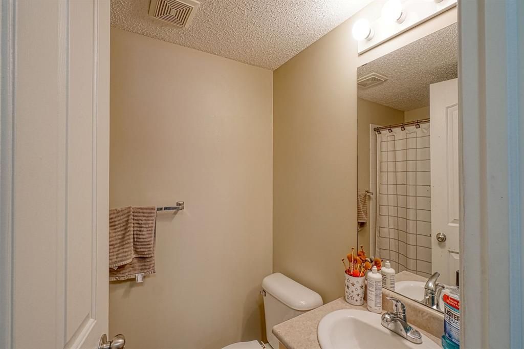 Photo 14: Photos: 2136 8 Bridlecrest Drive SW in Calgary: Bridlewood Apartment for sale : MLS®# A1258021