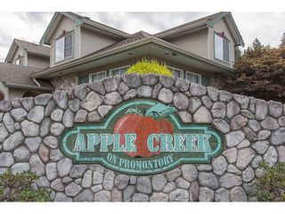 Photo 2: 31 46360 VALLEYVIEW Road in Sardis: Promontory Townhouse for sale in "Apple Creek" : MLS®# R2204491