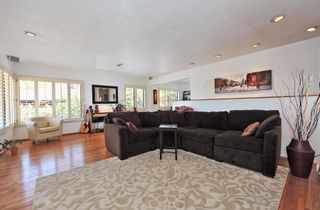 Photo 3: PACIFIC BEACH House for sale : 3 bedrooms : 1528 Beryl St in San Diego