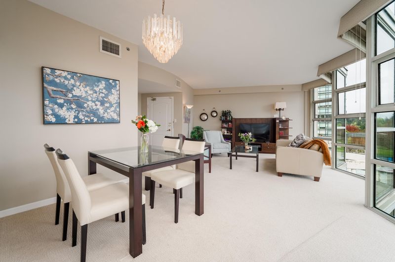 FEATURED LISTING: 402 - 1788 GEORGIA Street West Vancouver
