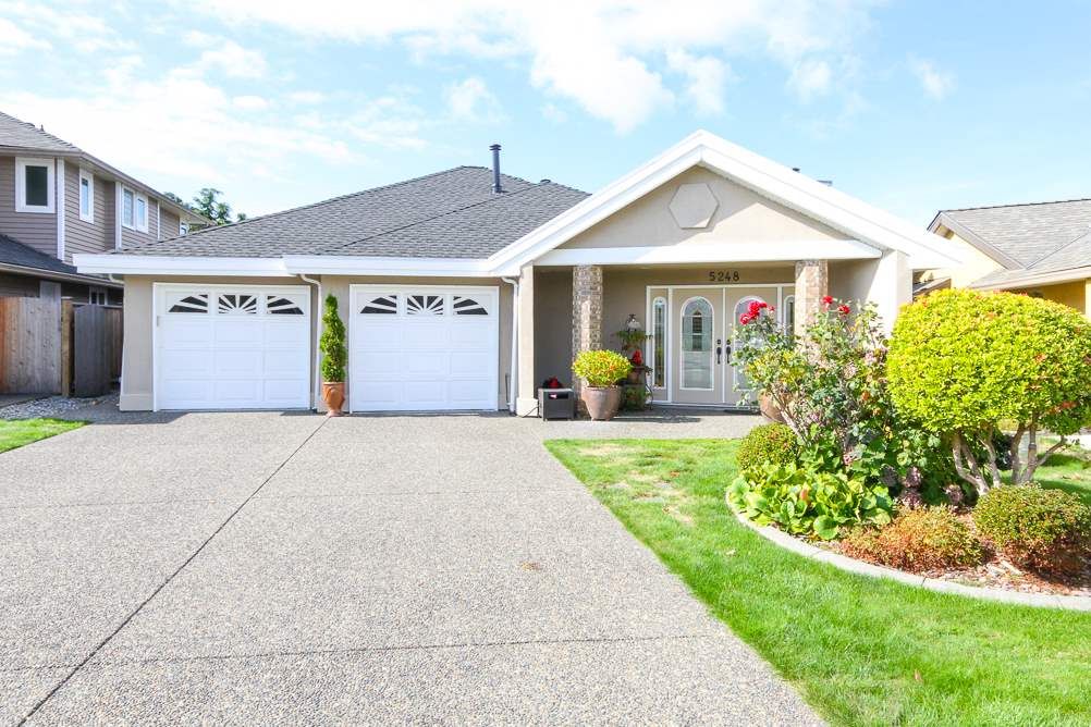 Main Photo: 5248 PINEHURST Place in Delta: Cliff Drive House for sale in "IMPERIAL VILLAGE" (Tsawwassen)  : MLS®# R2000407