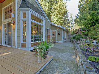 Photo 28: 542 Latoria Rd in Colwood: Co Olympic View House for sale : MLS®# 954517