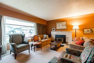 Photo 2: 6731 HUMPHRIES Avenue in Burnaby: Highgate House for sale (Burnaby South)  : MLS®# R2333588