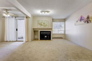 Photo 3: 3475 WEYMOOR Place in Vancouver: Champlain Heights Townhouse for sale in "MOORPARK" (Vancouver East)  : MLS®# R2221889
