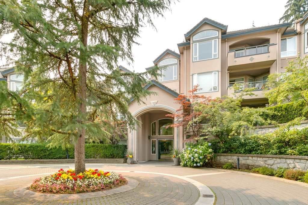 Main Photo: 405 3280 PLATEAU Boulevard in Coquitlam: Westwood Plateau Condo for sale in "CAMELBACK" : MLS®# R2367724