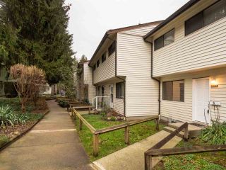 Photo 16: 3234 GANYMEDE Drive in Burnaby: Simon Fraser Hills Townhouse for sale in "SIMON FRASER VILLAGE" (Burnaby North)  : MLS®# R2328379