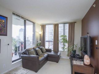 Photo 3: 305 814 ROYAL Avenue in New Westminster: Downtown NW Condo for sale in "NEWS NORTH" : MLS®# R2118221
