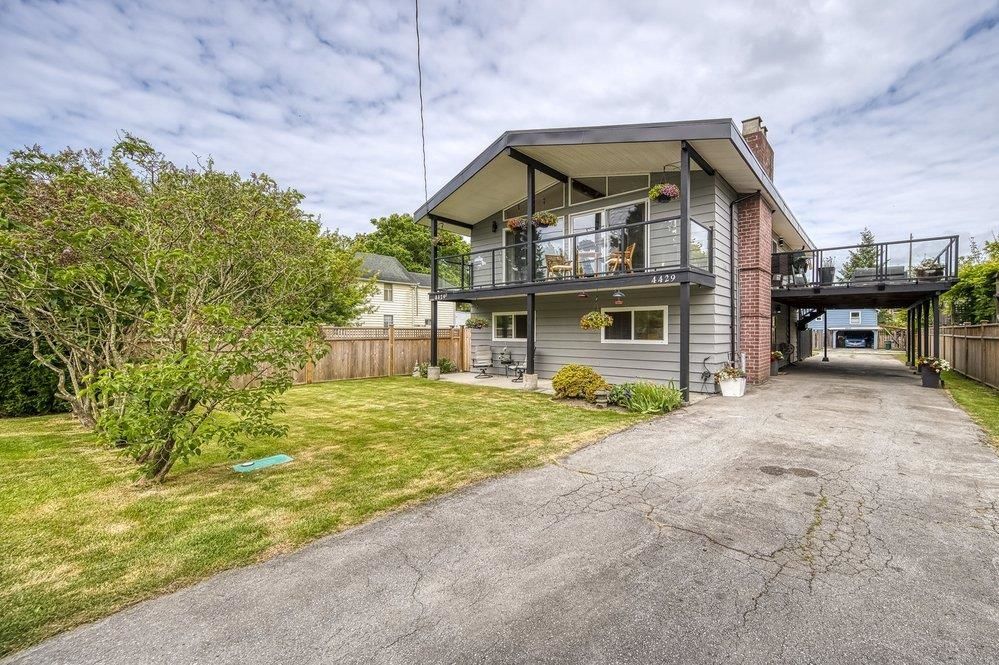 Main Photo: 4429 SAVOY Street in Delta: Port Guichon House for sale (Ladner)  : MLS®# R2832695