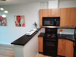 Photo 8: 1803 1331 ALBERNI STREET in Vancouver: West End VW Condo for sale (Vancouver West)  : MLS®# R2508802