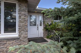 Photo 3: 130 Windermere Road SW in Calgary: Wildwood Detached for sale : MLS®# A1231796