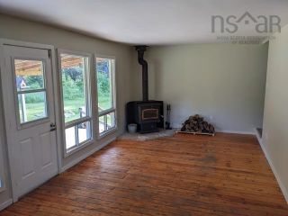 Photo 6: 347 Middle River Road in Chester Basin: 405-Lunenburg County Residential for sale (South Shore)  : MLS®# 202215443