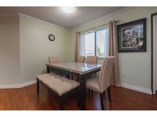Photo 5: 104 1341 GEORGE Street: White Rock Condo for sale in "Oceanview" (South Surrey White Rock)  : MLS®# R2372643