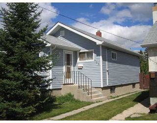 Photo 2: 725 HERBERT Avenue in WINNIPEG: East Kildonan Single Family Detached for sale (North East Winnipeg)  : MLS®# 2714424