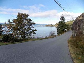 Photo 2: LOT 105 JOHNSTON HEIGHTS ROAD in Sunshine Coast: Home for sale : MLS®# R2244687