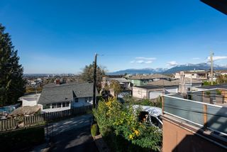 Photo 12: 153 GLYNDE Avenue in Burnaby: Capitol Hill BN House for sale (Burnaby North)  : MLS®# R2828828