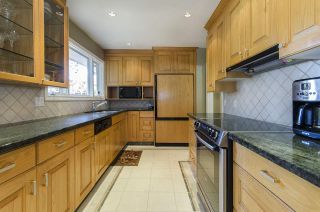 Photo 7: 945 VINEY Road in North Vancouver: Lynn Valley House for sale : MLS®# R2059288