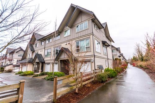 Main Photo: 201 2501 161A Street in Surrey: White Rock Townhouse for sale : MLS®# R2141393
