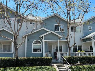 Main Photo: Townhouse for sale : 2 bedrooms : 10060 Scripps Vista Way #37 in San Diego