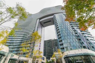Photo 2: 612 89 NELSON Street in Vancouver: Yaletown Condo for sale in "ARC - Concord Pacific" (Vancouver West)  : MLS®# R2862195