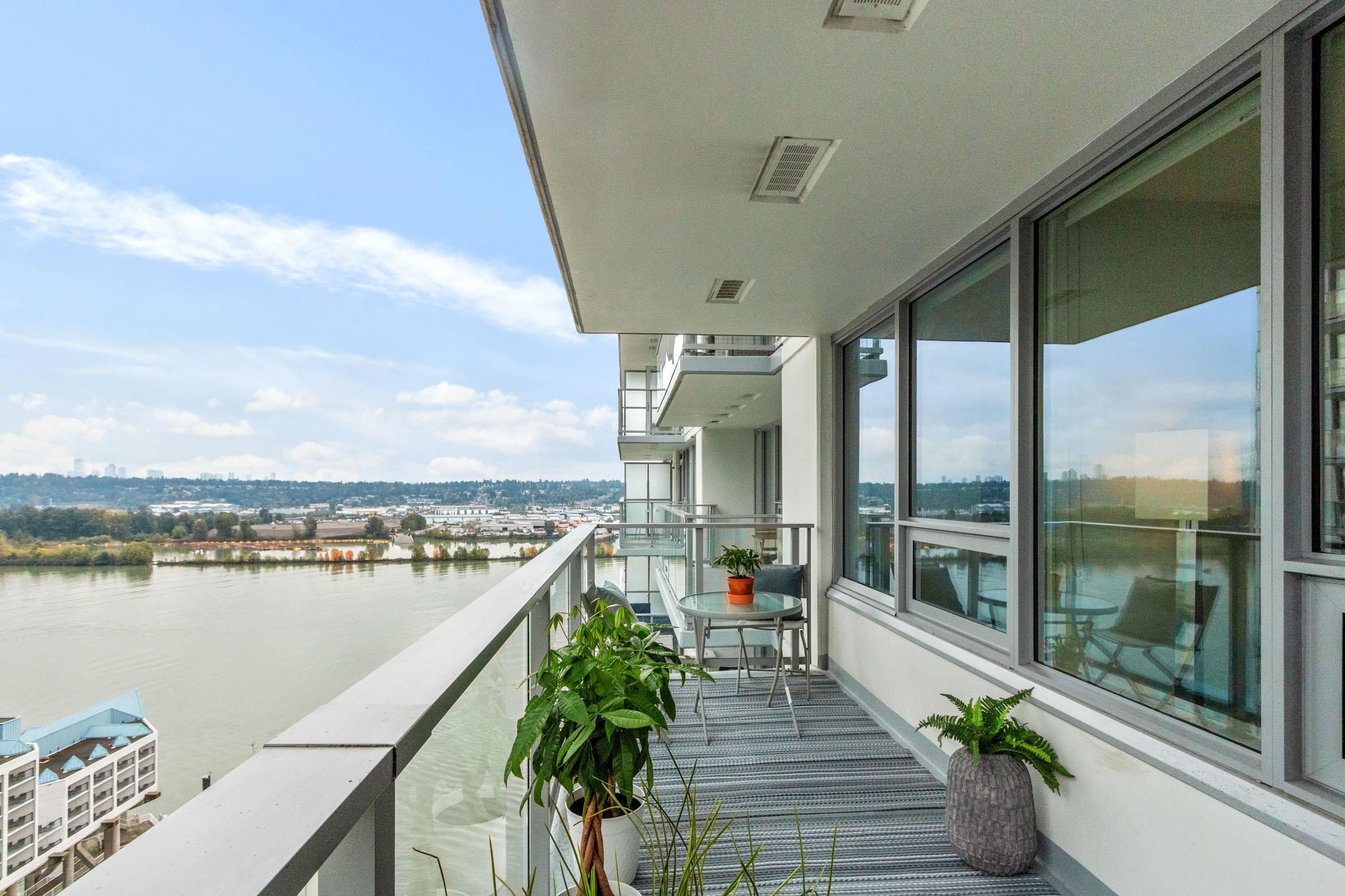Main Photo: 2006 988 QUAYSIDE Drive in New Westminster: Quay Condo for sale in "RIVERSKY 2" : MLS®# R2626807