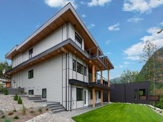 Photo 27: 2204 WINDSAIL Place in Squamish: Plateau House for sale : MLS®# R2464154