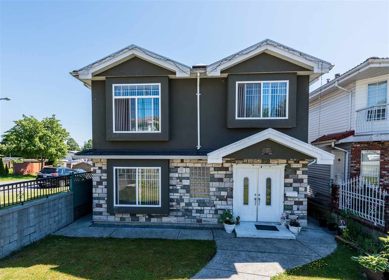 Main Photo: 496 E 59TH Avenue in Vancouver: South Vancouver House for sale (Vancouver East)  : MLS®# R2353574