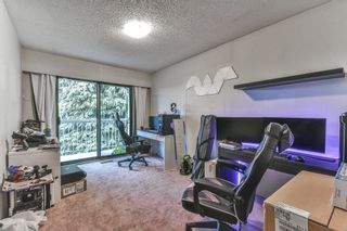 Photo 2: 257 WARRICK Street in Coquitlam: Cape Horn House for sale : MLS®# R2720665