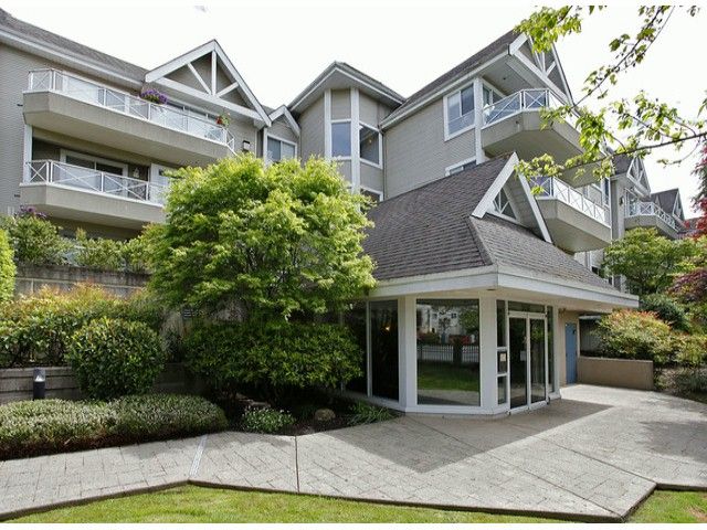 Main Photo: 205 5556 201A Street in Langley: Langley City Condo for sale in "Michaud Gardens" : MLS®# F1312090