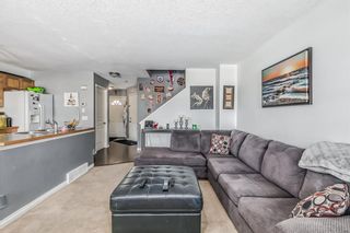 Photo 9: 5027 Applevillage Court SE in Calgary: Applewood Park Row/Townhouse for sale : MLS®# A2036022