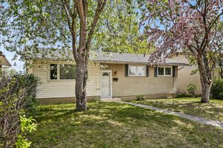 Main Photo: 612 Fortalice Crescent SE in Calgary: Forest Heights Detached for sale : MLS®# A2049684