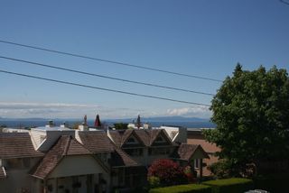Photo 8: 202 15169 BUENA VISTA Ave in PRESIDENT'S COURT: White Rock Home for sale ()  : MLS®# F1312520