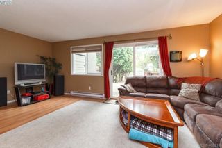 Photo 4: A 3263 Galloway Rd in VICTORIA: Co Wishart North Half Duplex for sale (Colwood)  : MLS®# 811470
