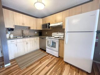 Photo 6: 202 403 REGENT Avenue West in Winnipeg: West Transcona Condominium for sale (3L)  : MLS®# 202213400