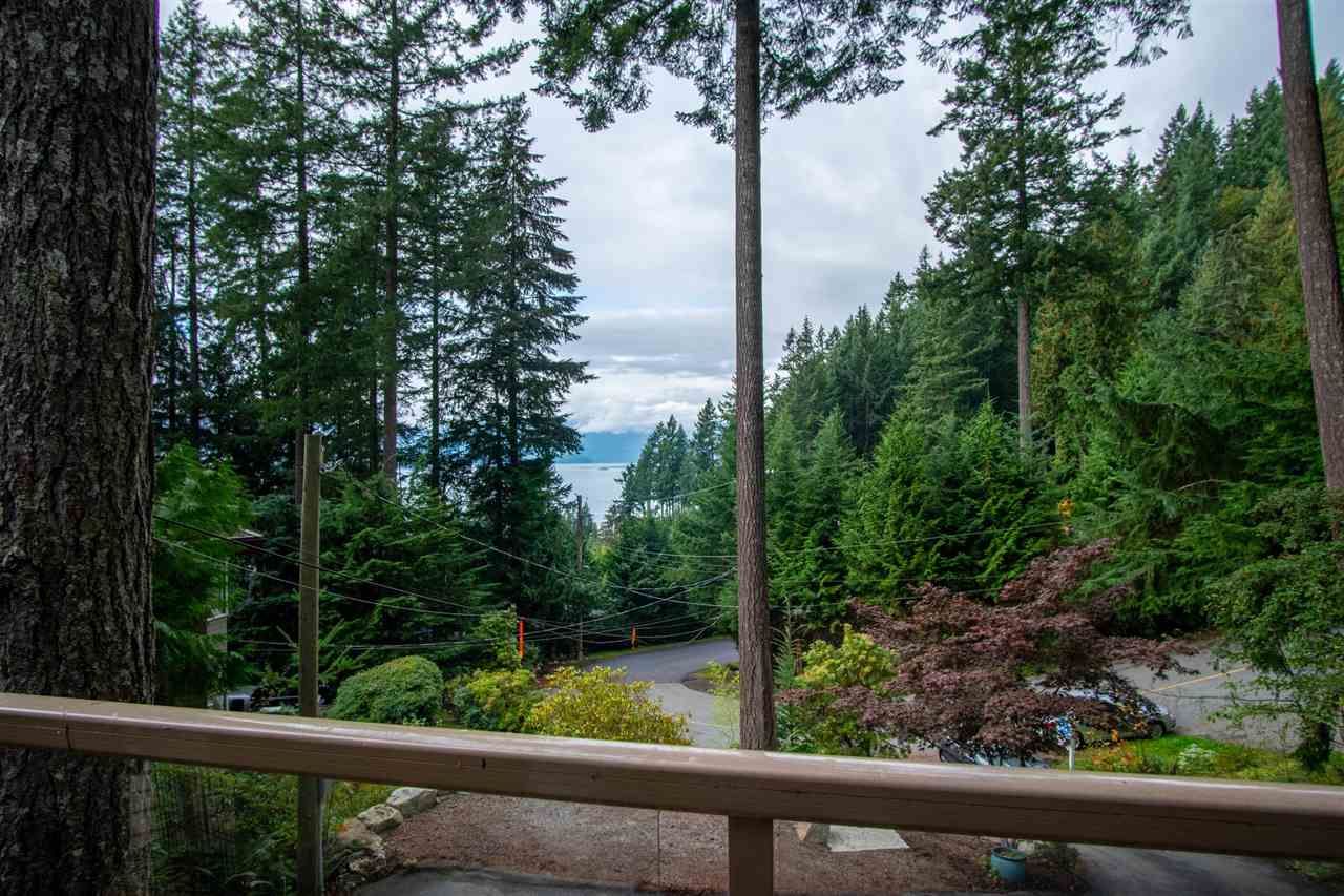 Photo 12: Photos: 520 BAYVIEW Road: Lions Bay House for sale (West Vancouver)  : MLS®# R2528963