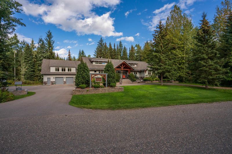 FEATURED LISTING: 3020 ISLAND PARK Drive Prince George