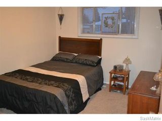 Photo 12: 2408 Irvine Avenue in Saskatoon: Nutana Park Single Family Dwelling for sale (Saskatoon Area 02)  : MLS®# 565482