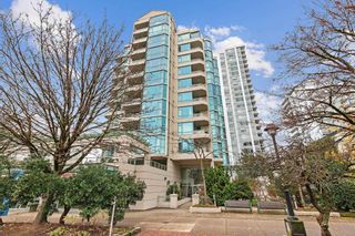 Photo 1: 505 140 E 14TH Street in North Vancouver: Central Lonsdale Condo for sale in "Springhill Place" : MLS®# R2689229