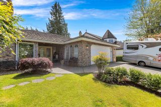 Photo 2: 1906 131 Street in Surrey: Crescent Bch Ocean Pk. House for sale in "HAMPSTEAD HEATH" (South Surrey White Rock)  : MLS®# R2698734