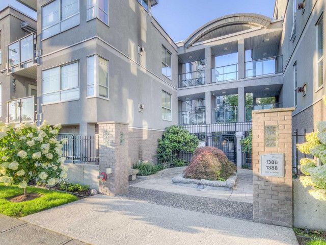 Main Photo: 1386 W 6th Avenue in Vancouver: Fairview VW Condo for rent (Vancouver West)  : MLS®# AR050
