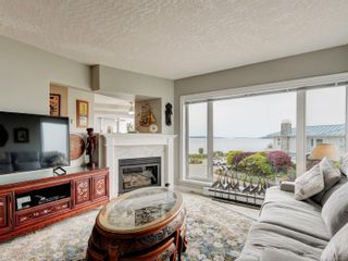 Photo 3: 309 2550 Bevan Ave in Sidney: Si Sidney South-East Condo for sale : MLS®# 906656