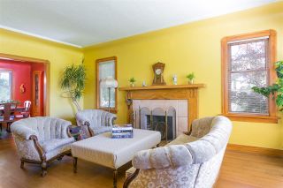 Photo 2: 2597 GRANT Street in Vancouver: Renfrew VE House for sale (Vancouver East)  : MLS®# R2184155