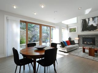 Photo 11: 2003 Runnymede Ave in Victoria: Vi Fairfield East House for sale : MLS®# 853915
