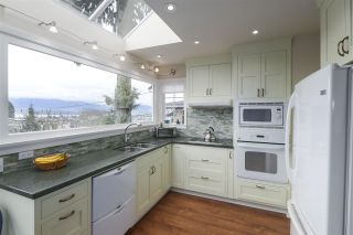Photo 6: 3981 W 11TH Avenue in Vancouver: Point Grey House for sale in "Point Grey" (Vancouver West)  : MLS®# R2430959