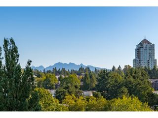 Photo 2: 1009 13688 100 Avenue in Surrey: Whalley Condo for sale in "Park Place I" (North Surrey)  : MLS®# R2497093