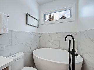 Photo 24: 137 Parkwood Place SE in Calgary: Parkland Detached for sale : MLS®# A2020362