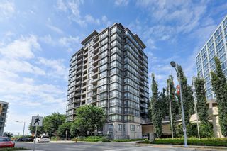 Photo 1: 1004 3111 CORVETTE Way in Richmond: West Cambie Condo for sale in "Wall Centre at the Marina" : MLS®# R2729389