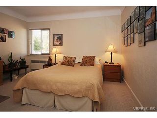 Photo 15: 2834/2840 Henderson Rd in VICTORIA: OB Henderson House for sale (Oak Bay)  : MLS®# 750634