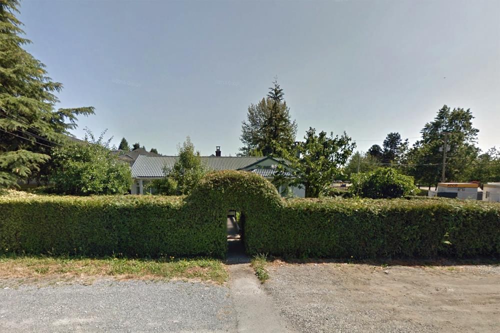Main Photo: 604 REGAN Avenue in Coquitlam: Coquitlam West House for sale : MLS®# R2042612