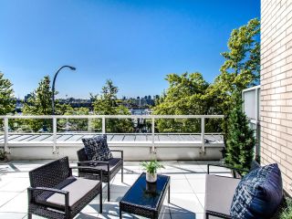 Photo 18: GR-3G 1099 MARINASIDE Crescent in Vancouver: Yaletown Townhouse for sale in "MARINASIDE RESORTS" (Vancouver West)  : MLS®# R2770632
