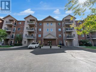 Photo 1: 2650 SANDWICH WEST PARKWAY Unit# 408 in LaSalle: House for sale : MLS®# 24005861